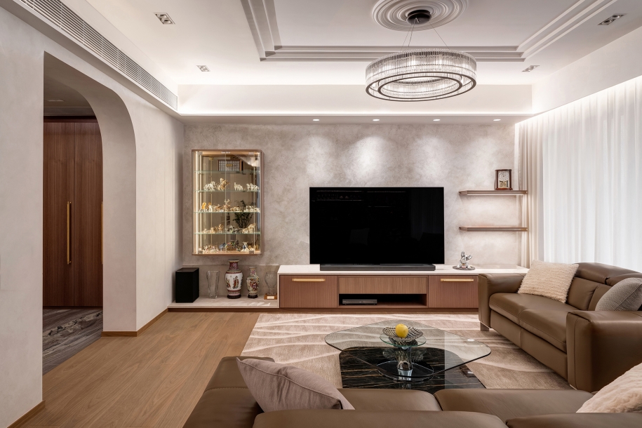 Sophisticated Living   Retreat for the Mature