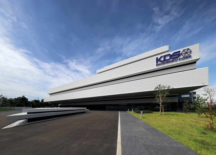 DAISHINKU CORP HEADQUARTERS AND PLANT